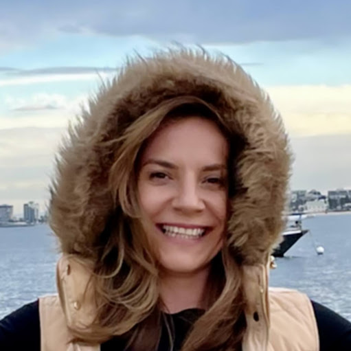 Elizabeth Mccormack Photo 34