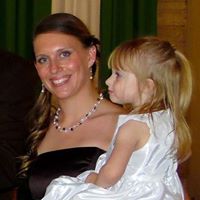 Shannon Yoder Photo 17