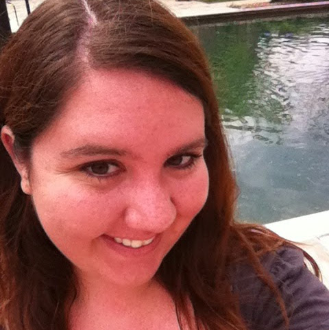 Allyson Holmes Photo 7