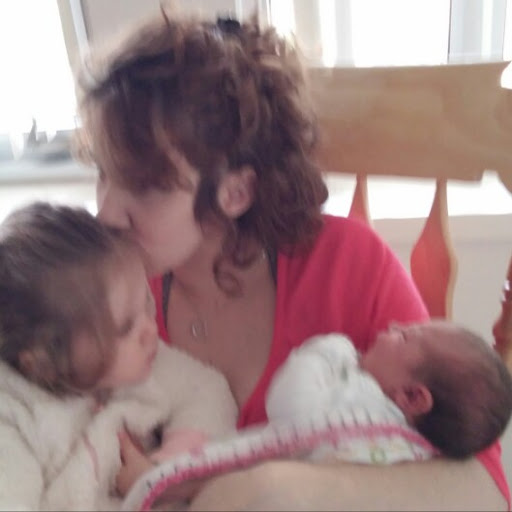 Jennifer Sutter Photo 27