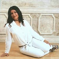 Nadine Johnson Photo 26