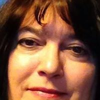 Janet Reeves Photo 46