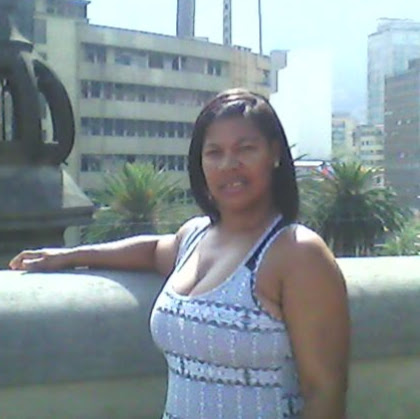 Sandra Rojas Photo 8