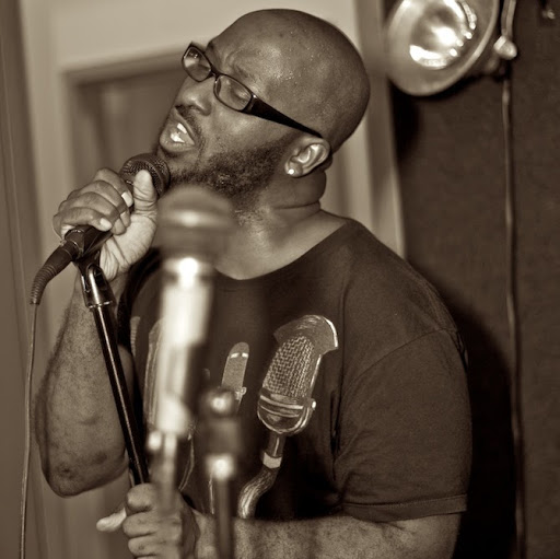 Carl Brown Photo 54