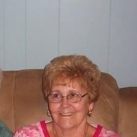 Christine Stacy Photo 5