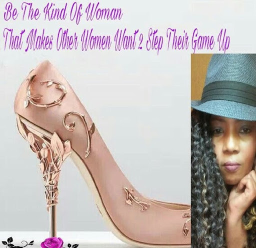 Regina Wallace Photo 12