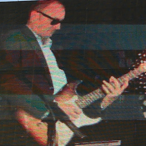 Terry Edwards Photo 17