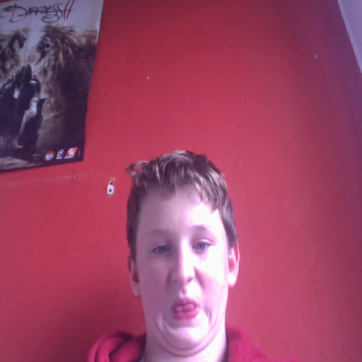Dominic Ferguson Photo 8