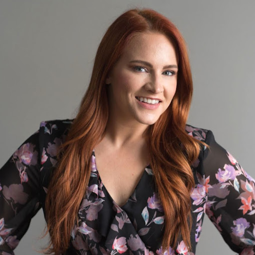 Megan Moore Photo 15