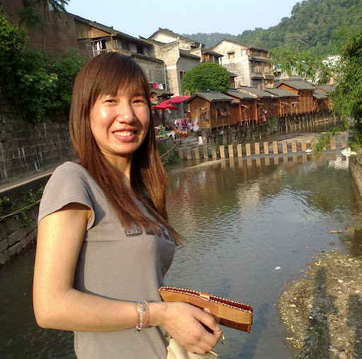 Jenny Yang Photo 20