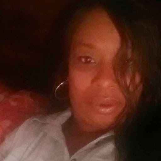Joyce Monroe Photo 8