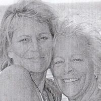 Renee Carr Photo 14
