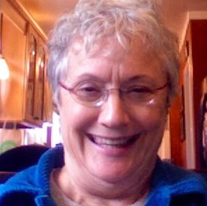 Elizabeth Walker Photo 39
