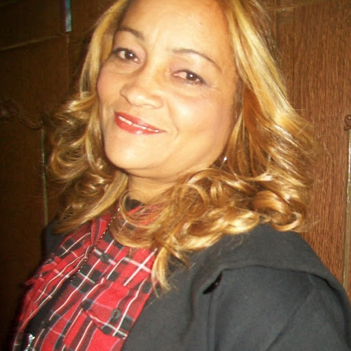 Maria Helena Photo 16