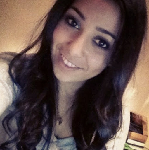 Laura Haddad Photo 33