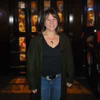 Elizabeth Hunt Photo 43