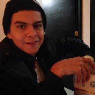 Enrique Castillo Photo 11