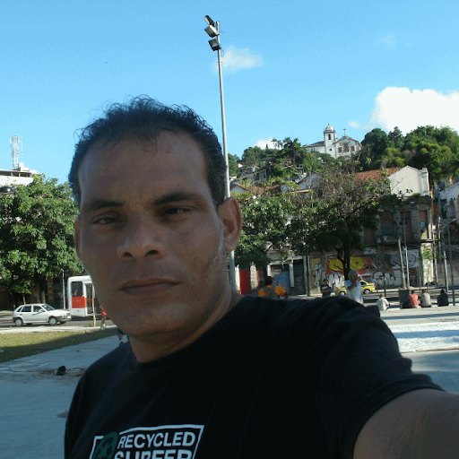 Charles Max Photo 27