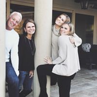 Paula Larson Photo 36