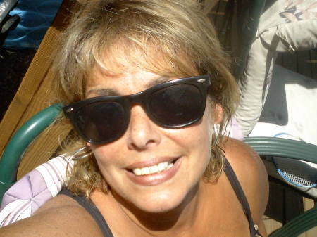 Melissa Robbins Photo 23
