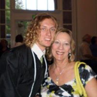 Lorraine Mills Photo 34