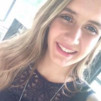 Emily Holmes Photo 24
