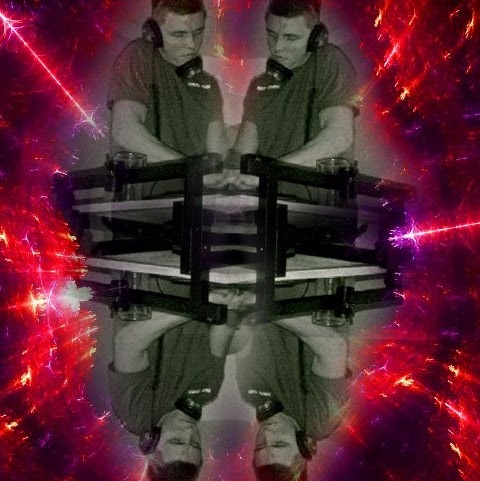 Aaron Sutton Photo 8