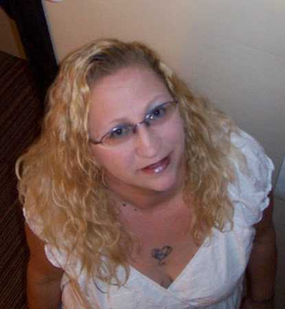 Jodi Lewis Photo 36