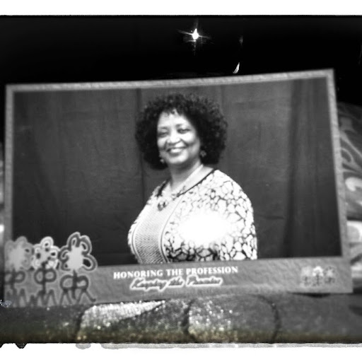 Loretta Watson Photo 7