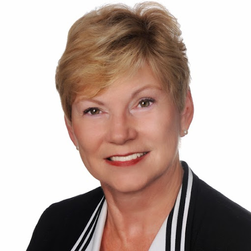 Linda Murphy Photo 15