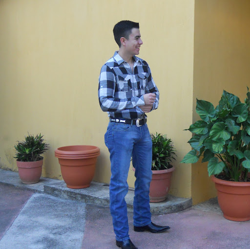 Diego Duque Photo 35