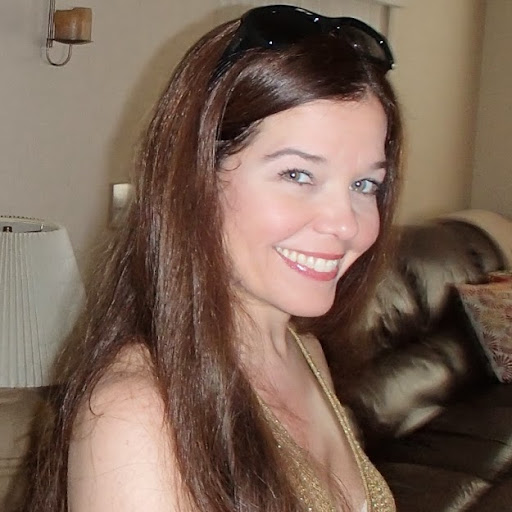 Vivian Hernandez Photo 33