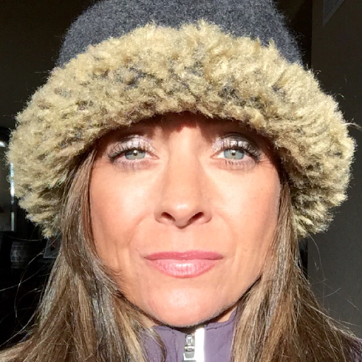 Connie Moore Photo 24
