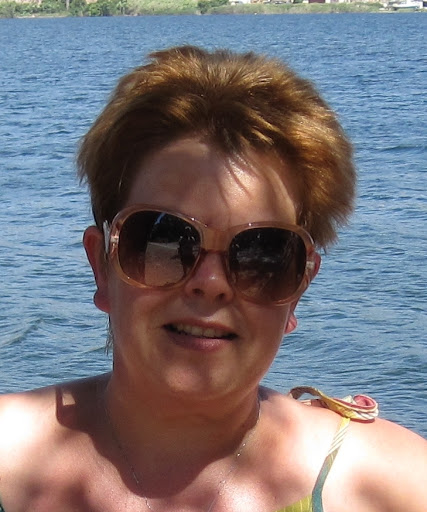 Linda Gates Photo 24