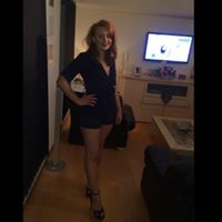 Tara Hutchison Photo 25