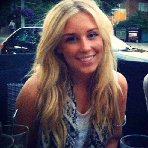 Sarah Britt Photo 30