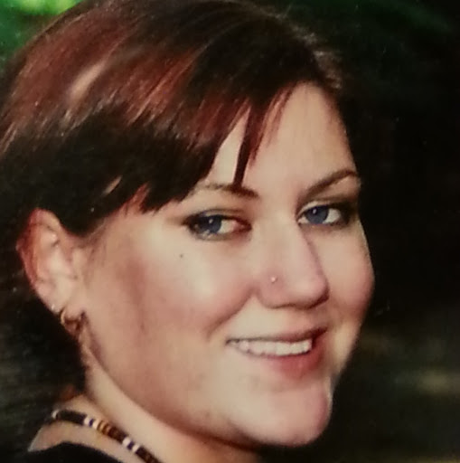 Andrea John Photo 15