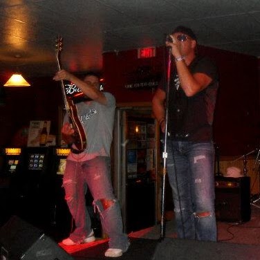 Todd Hanson Photo 17