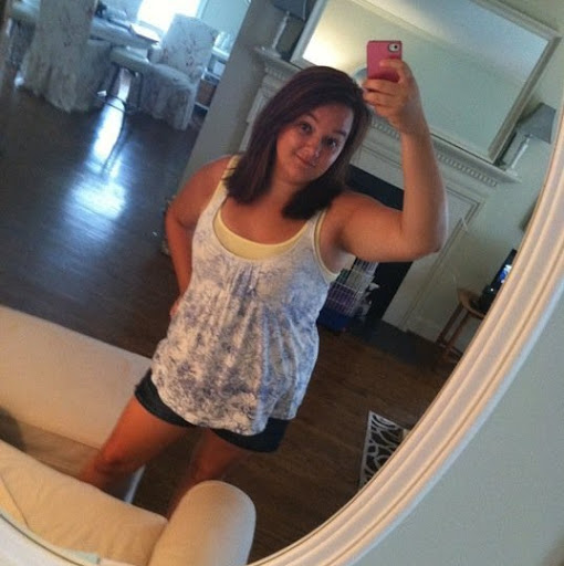 Kelly Nicholas Photo 36
