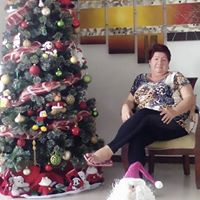 Betty Benitez Photo 8