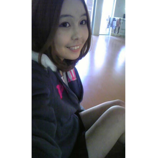 Li Ye Photo 16