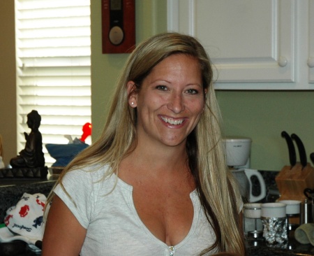 Heather Holliday Photo 33