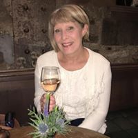 Catherine Singleton Photo 16