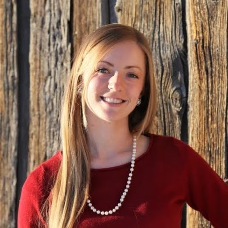 Kimberly Larsen Photo 35
