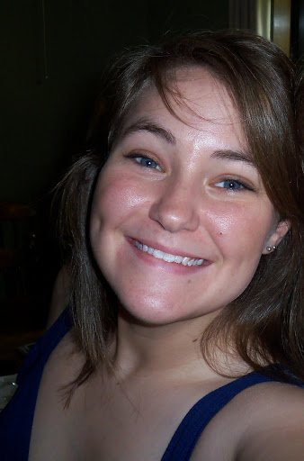 Sarah Thomason Photo 15
