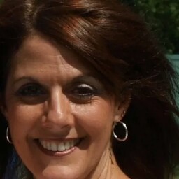 Donna Wilson Photo 15