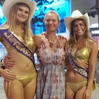 Kelli Fitzgerald Photo 9