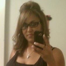 Candice Brooks Photo 15