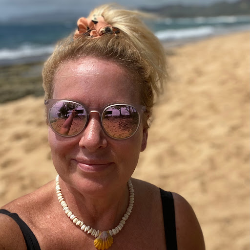 Kristina West Photo 34