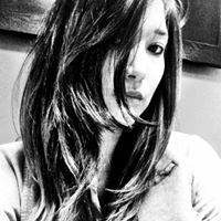 Danielle Loughlin Photo 8